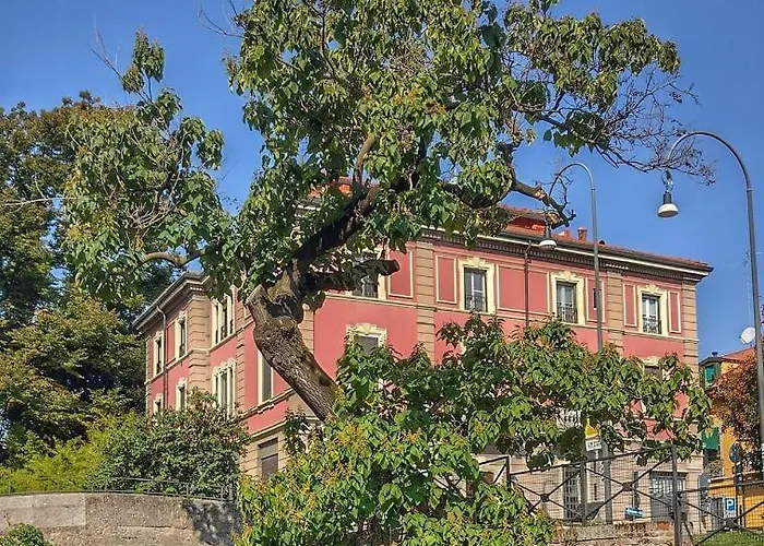 Trilocale In Villa Signorile